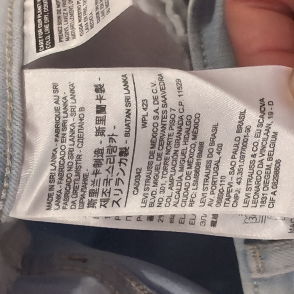 Levi's 711 Amilly Ankle Light Wash Studded Jeans Size 26 - Picture 10 of 12
